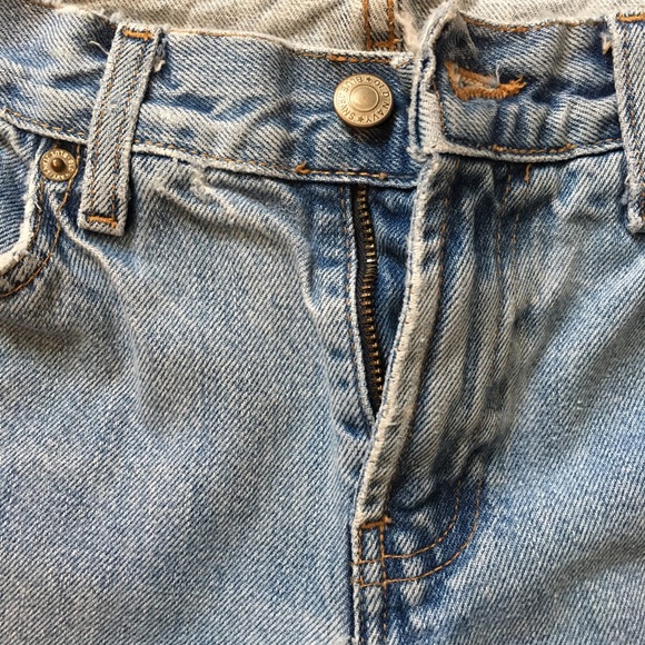 ‼️SALE‼️ Vintage Lightwash Jeans - Picture 4 of 7